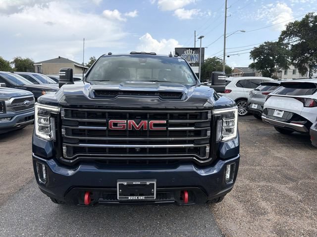Used 2022 GMC Sierra 2500 AT4 w/ AT4 Premium Plus Package AWD/4WD image 2