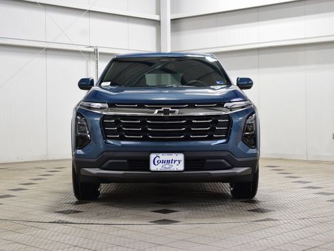 New 2026 Chevrolet Equinox LT image 2