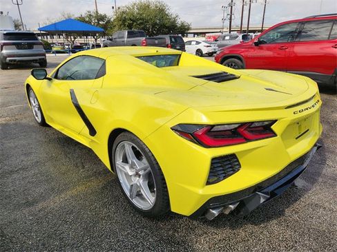 Used 2021 Chevrolet Corvette Stingray image 4
