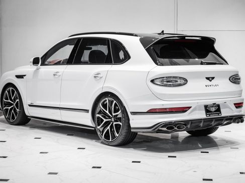New 2026 Bentley Bentayga Speed image 3