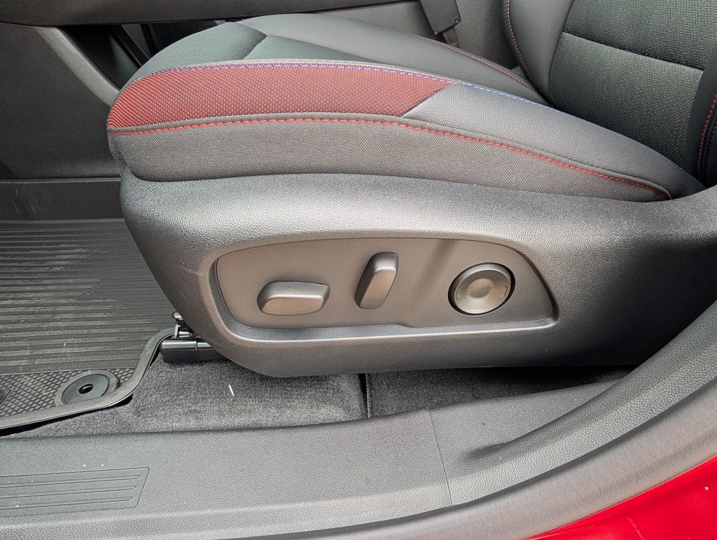New 2026 Chevrolet Equinox RS w/ Safety and Technology Package FWD image 11
