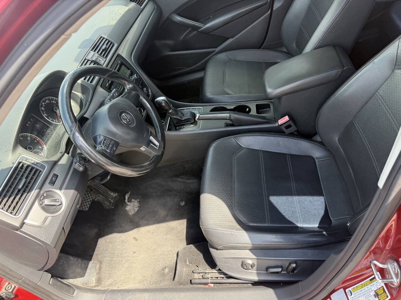 Used 2015 Volkswagen Passat 1.8T S FWD image 18