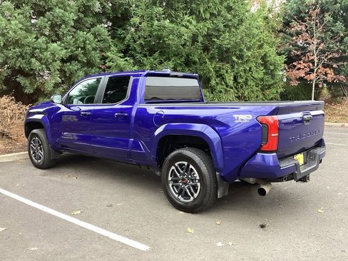 Used 2024 Toyota Tacoma TRD Sport image 9
