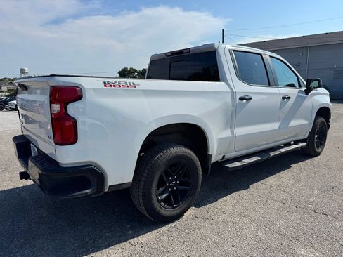 Used 2022 Chevrolet Silverado 1500 LT Trail Boss w/ Convenience Package II AWD/4WD image 6