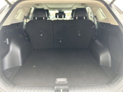 Used 2025 Kia Sportage SX image 14