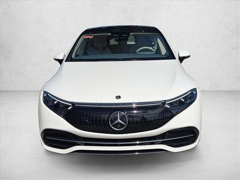 Used 2022 Mercedes-Benz EQS 450+ Sedan image 2