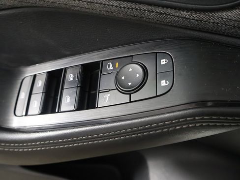 Used 2021 Nissan Rogue S AWD/4WD image 33