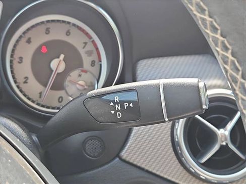 Used 2017 Mercedes-Benz GLA 250 image 12