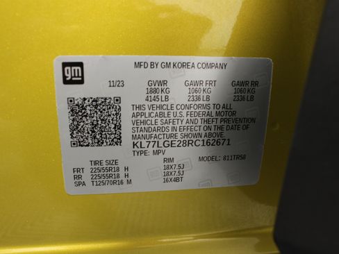 Used 2024 Chevrolet Trax RS w/ Driver Confidence Package FWD image 38