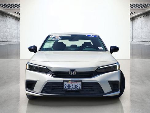 Used 2023 Honda Civic Sport image 4
