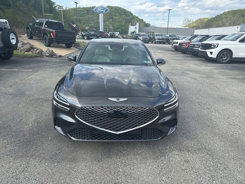 Used 2023 Genesis G70 2.0T AWD/4WD image 5