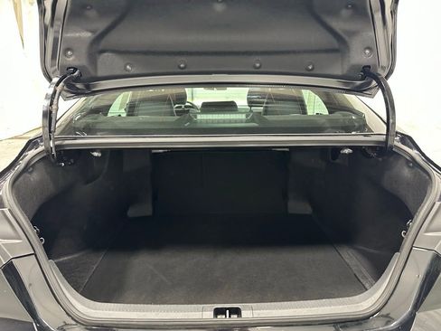 Used 2025 Toyota Camry SE image 50