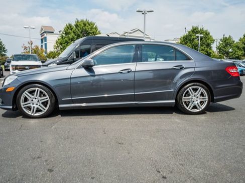 Used 2010 Mercedes-Benz E 350 Sedan image 4