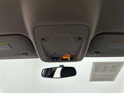 Used 2017 Chevrolet Cruze LT w/ Convenience Package image 37