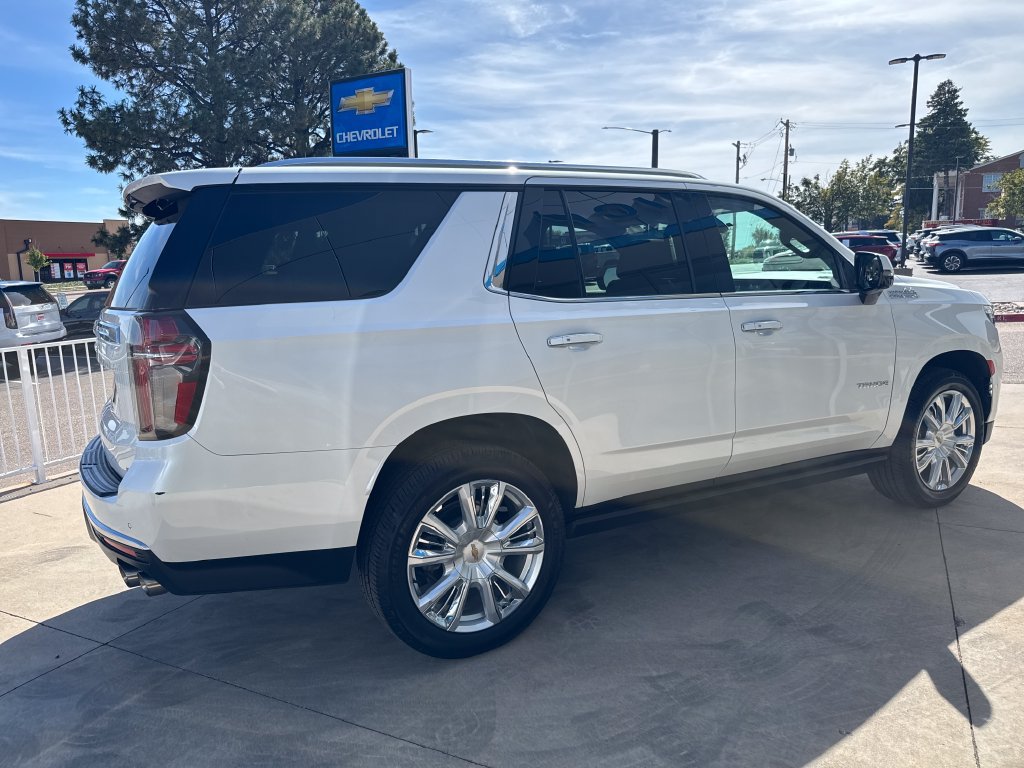 Used 2022 Chevrolet Tahoe High Country AWD/4WD image 5
