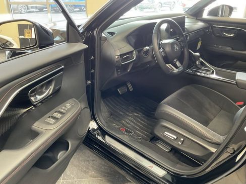 Certified 2025 Acura ADX A-Spec image 10