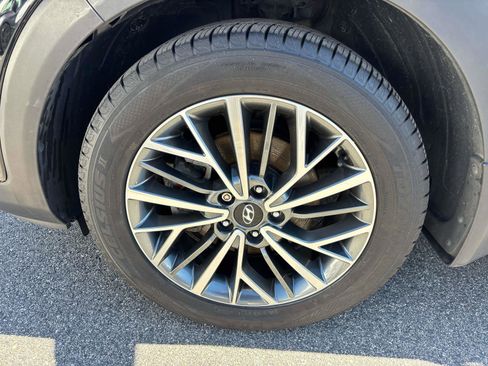 Used 2021 Hyundai Tucson Ultimate w/ Cargo Package image 7