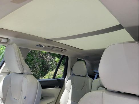 Used 2019 Volvo XC90 T6 Momentum w/ Advanced Package AWD/4WD image 32