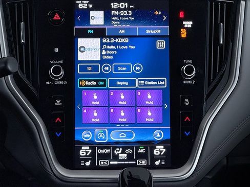 Used 2022 Subaru Outback Premium image 14