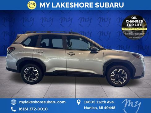 Certified 2025 Subaru Forester Premium AWD/4WD image 12