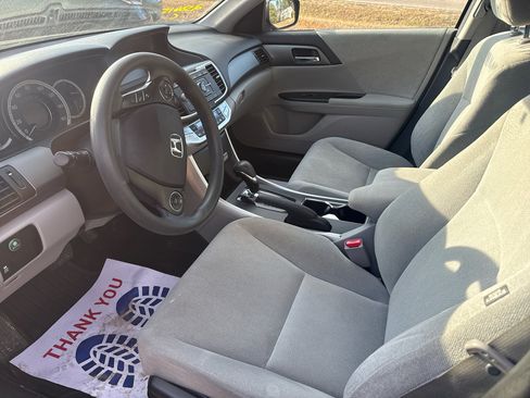 Used 2013 Honda Accord LX image 6