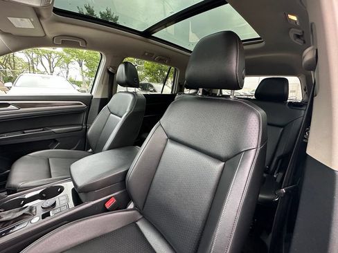 Used 2018 Volkswagen Atlas SEL AWD/4WD image 19
