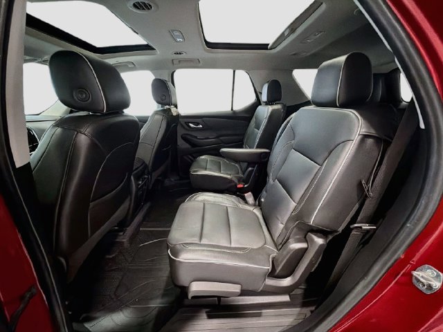 Used 2021 Chevrolet Traverse High Country w/ LPO, Floor Liner Package AWD/4WD image 23