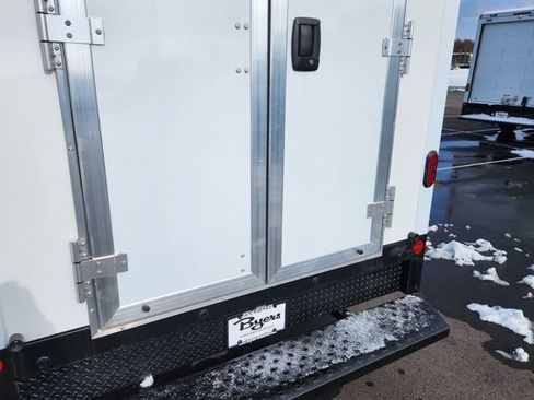 New 2025 Chevrolet Express 3500 Work Van w/ Power Convenience Package image 27