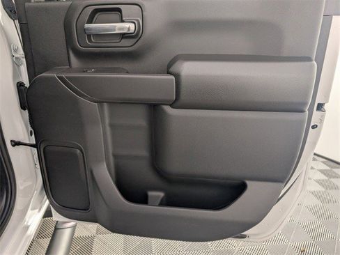 Certified 2025 Chevrolet Silverado 2500 Custom w/ Custom Value Package image 29