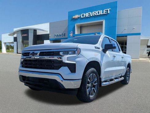 New 2026 Chevrolet Silverado 1500 LT w/ Z71 Off-Road Package AWD/4WD image 9