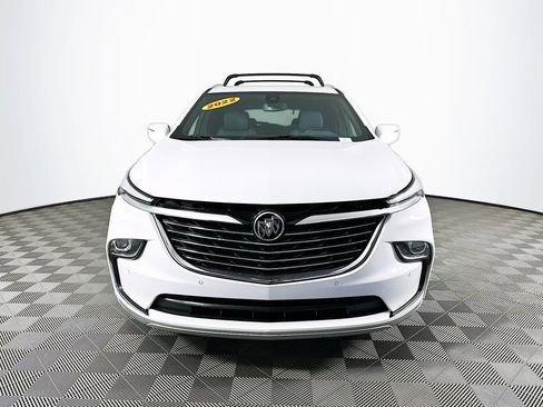Used 2022 Buick Enclave Essence image 4