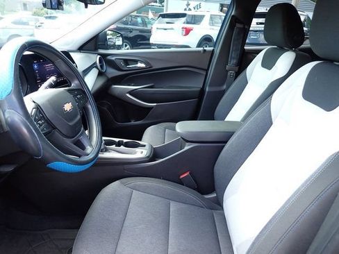 Used 2024 Chevrolet Trax LS w/ Driver Confidence Package FWD image 11