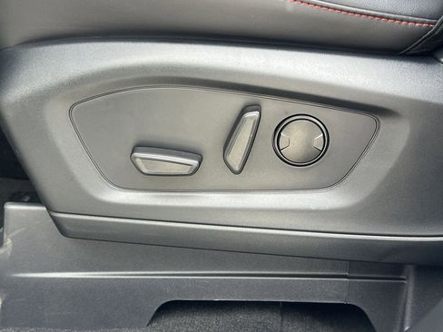 New 2026 Ford Explorer ST-Line w/ ST-Line Street Pack image 17