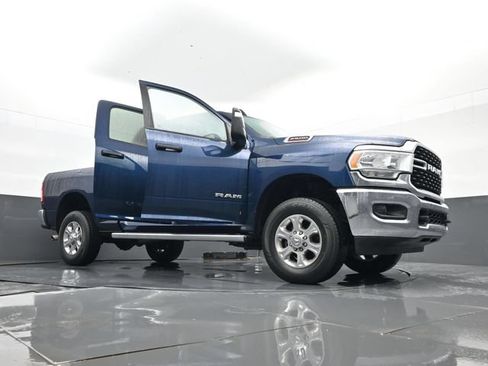 Used 2023 RAM 2500 Big Horn w/ Level 1 Equipment Group AWD/4WD image 30