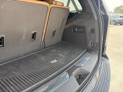 Used 2026 Cadillac Escalade Luxury RWD image 26