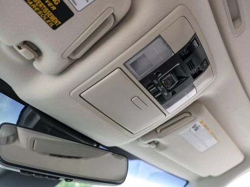 Used 2022 Lexus GX 460 Premium AWD/4WD image 23