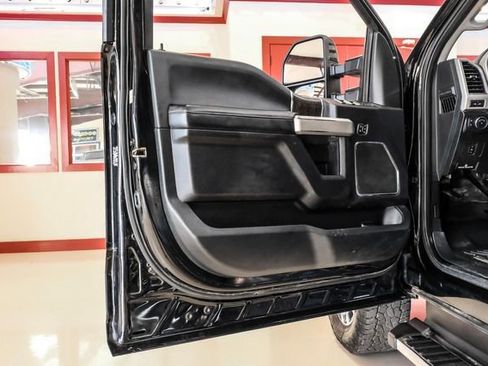 Used 2021 Ford F250 Lariat w/ Lariat Value Package image 38