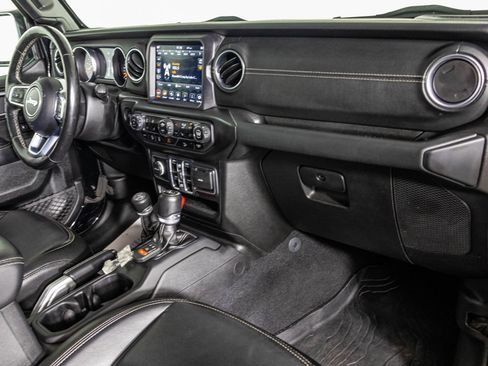 Used 2020 Jeep Wrangler Unlimited Sahara AWD/4WD image 47