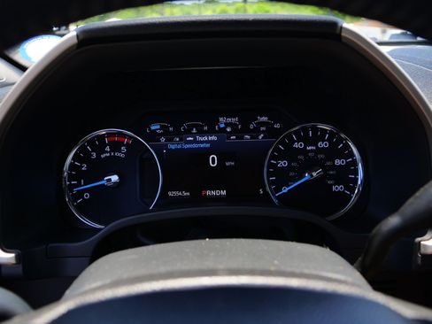 Used 2020 Ford F250 Lariat w/ Lariat Ultimate Package AWD/4WD image 18