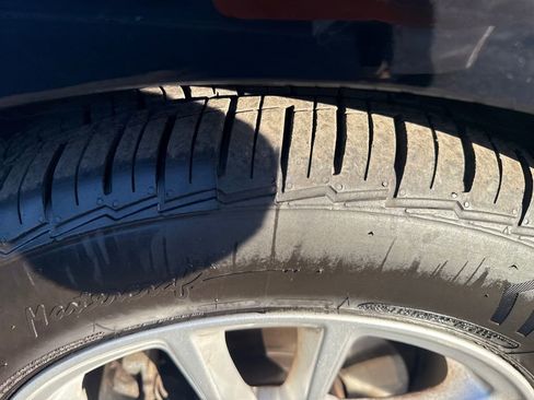 Used 2016 Ford Focus SE w/ SE Power Seat Package image 19