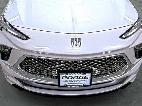 New 2026 Buick Encore GX Avenir w/ Avenir Convenience Package AWD/4WD image 16