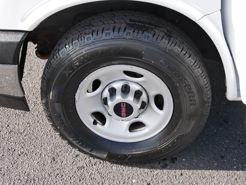 Used 2019 GMC Savana 3500 LS w/ Cold Climate Package image 15