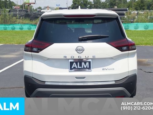 Used 2023 Nissan Rogue SV AWD/4WD image 6