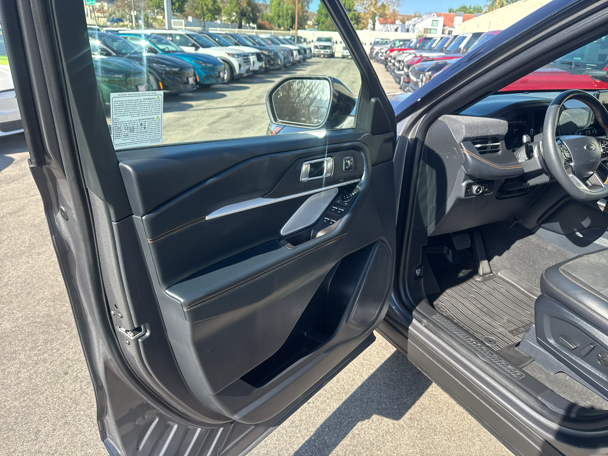 Used 2026 Ford Explorer Tremor w/ Tremor Ultimate Package AWD/4WD image 6