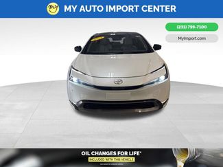 Used 2024 Toyota Prius XLE video 2