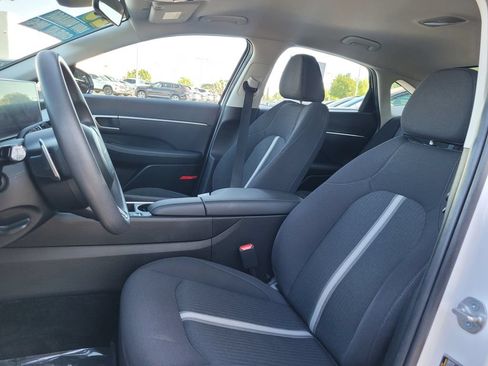 Used 2025 Hyundai Sonata SEL FWD image 12