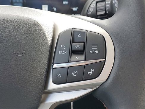 New 2025 Ford Explorer Active w/ Active Comfort Package image 20