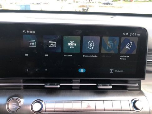 Used 2024 Hyundai Kona Limited AWD/4WD image 14
