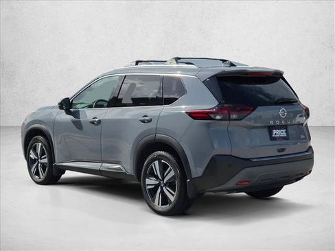 Used 2021 Nissan Rogue SL w/ Premium Package FWD image 6