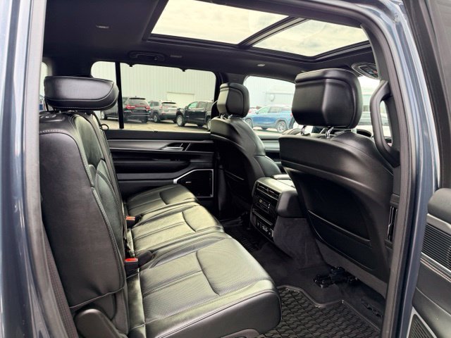 Used 2024 Jeep Wagoneer Series II w/ Convenience Group I AWD/4WD image 25
